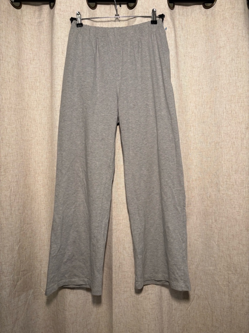 Brandy Melville Gray Straight Leg Rosa Pants